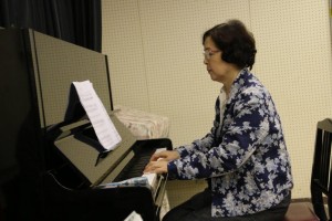 山田玲子先生の歌唱指導