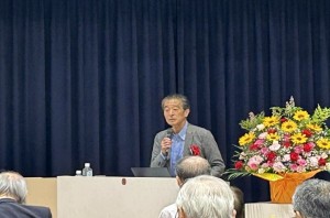 冨士氏