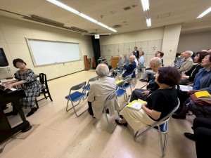 森川由美子先生の歌唱指導・ピアノ伴奏で歌う